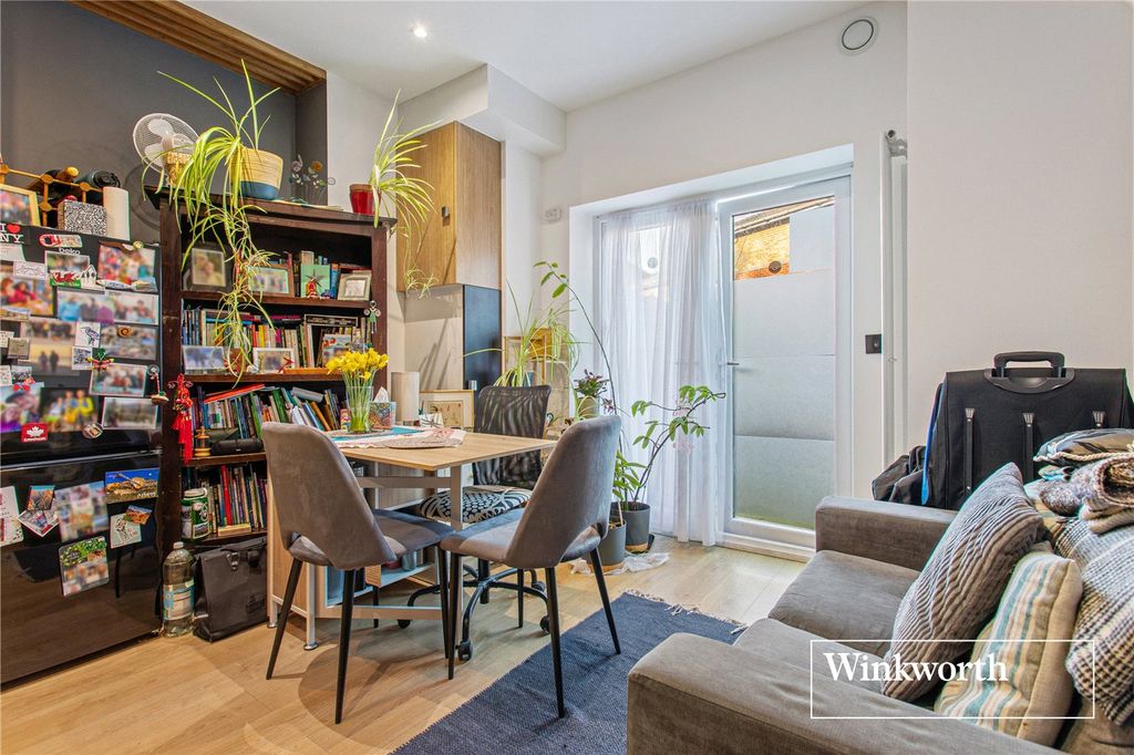 Property photo 3 of 14 Picture No. 23