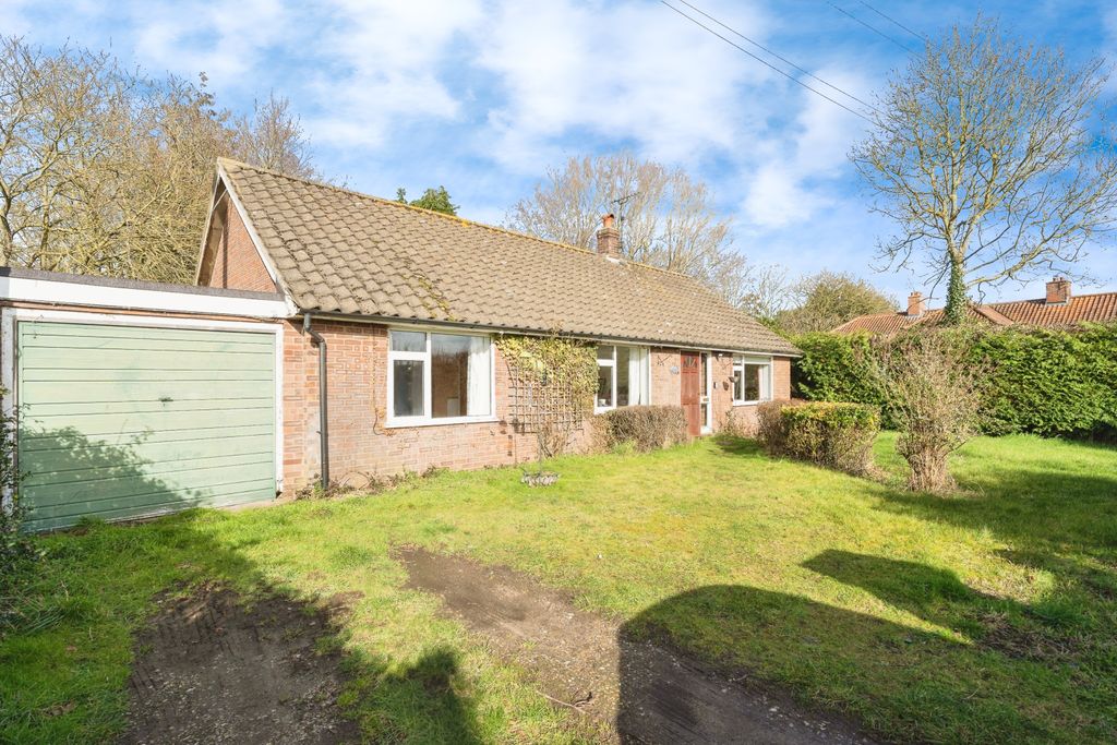 Property photo 1 of 17 Photography