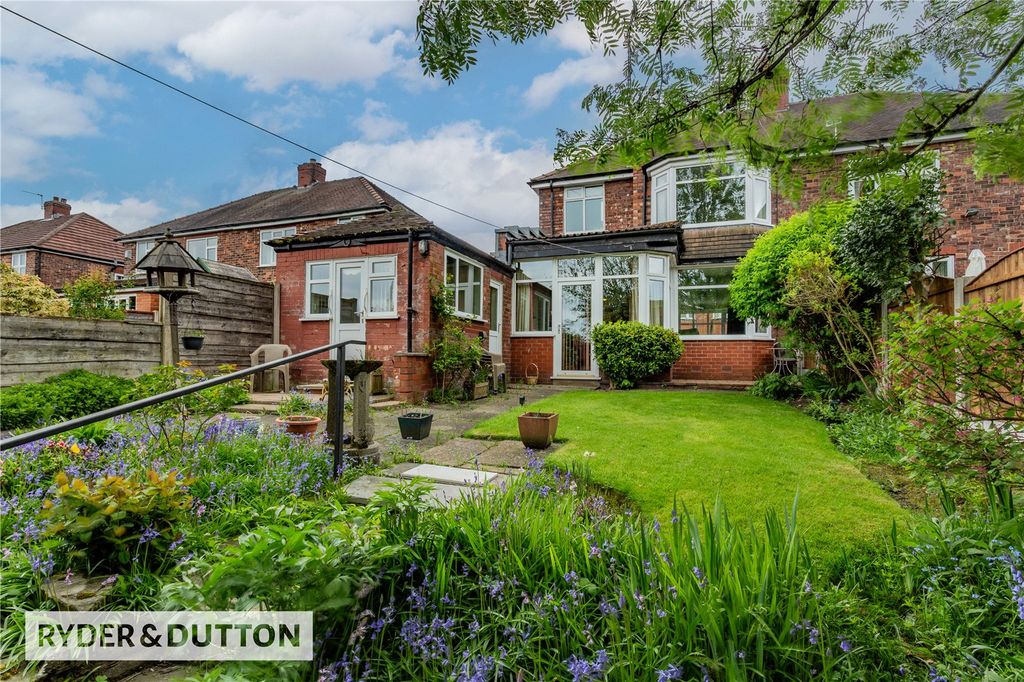 Property photo 2 of 30 Picture No. 27
