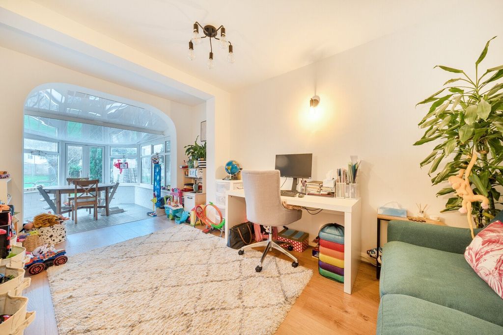 Property photo 3 of 20 Picture No. 26