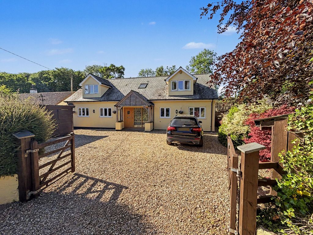 Property photo 1 of 30