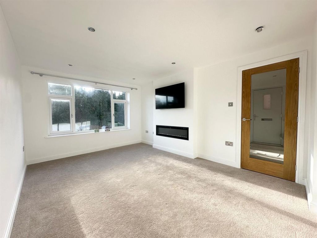 Property photo 2 of 39 Whatsapp Image 2026-01-16 At 1.50.03 Pm.Jpeg