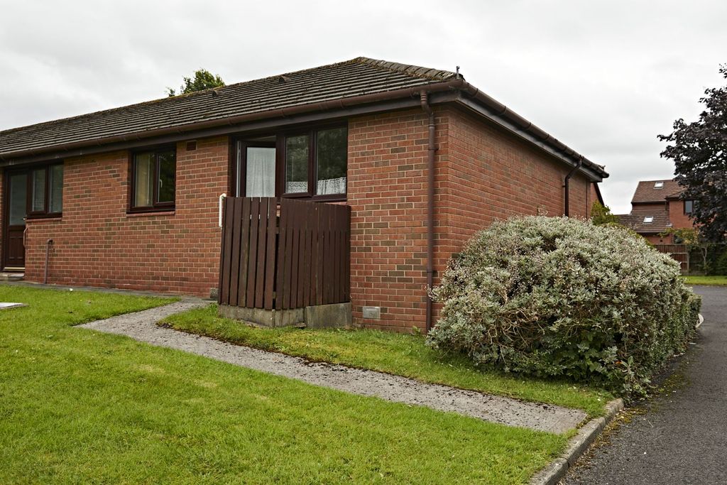 Property photo 3 of 20