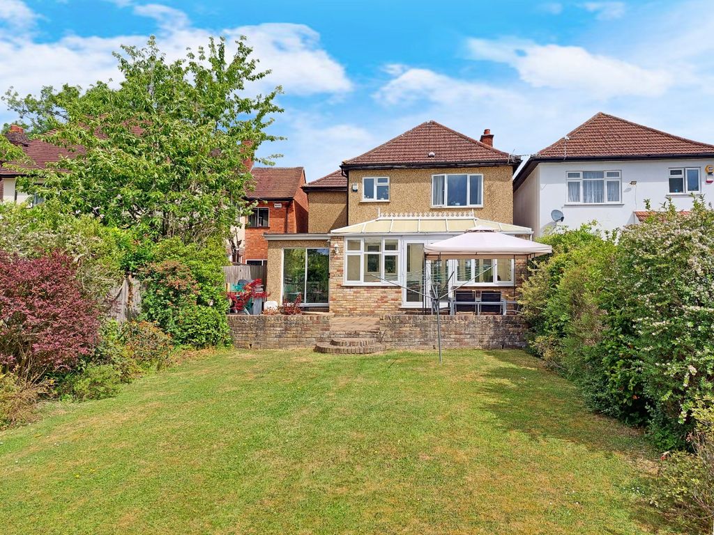 Property photo 2 of 27 5204451