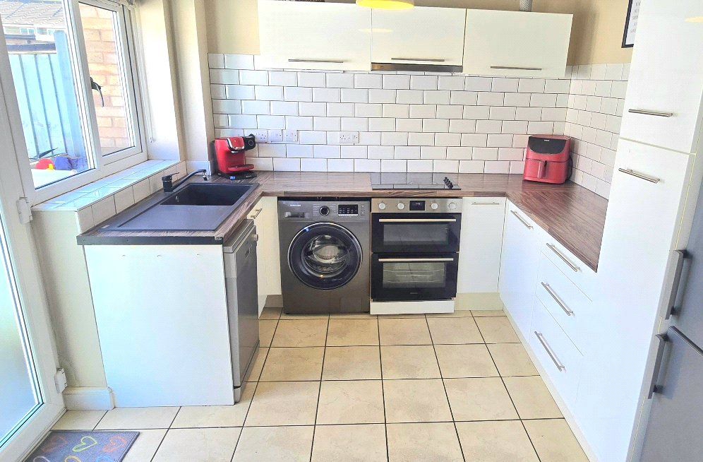 Property photo 3 of 21 Picture No. 50