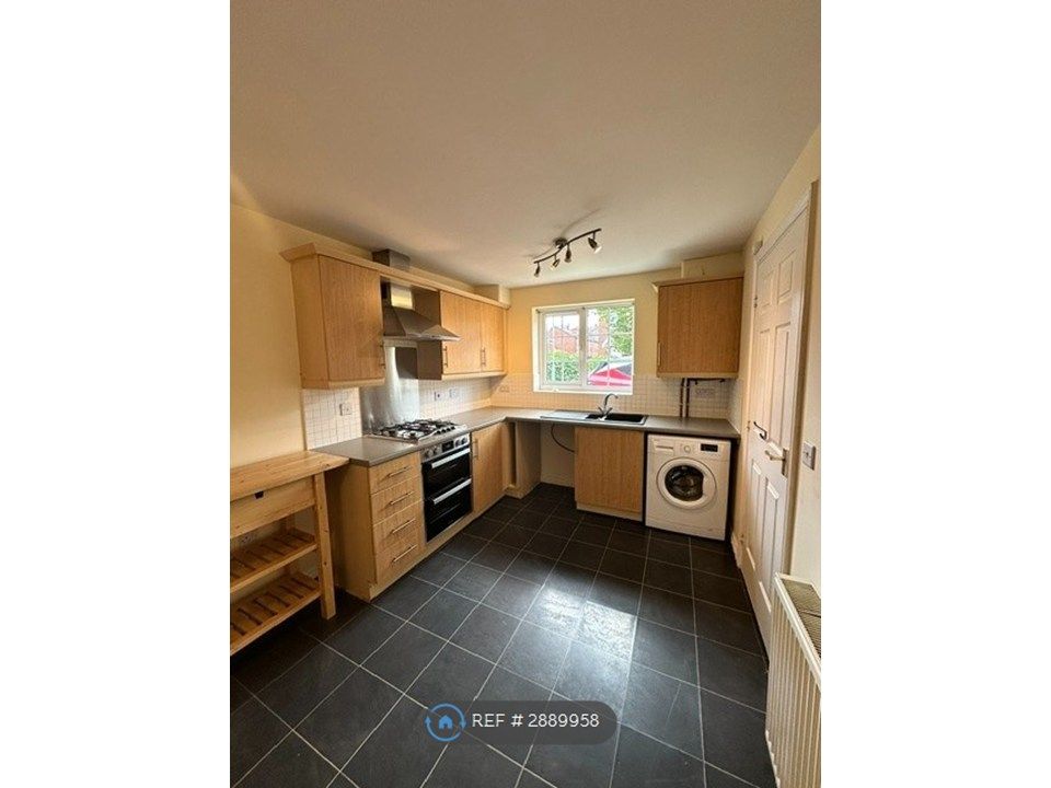 Property photo 3 of 18 Kitchen/Diner