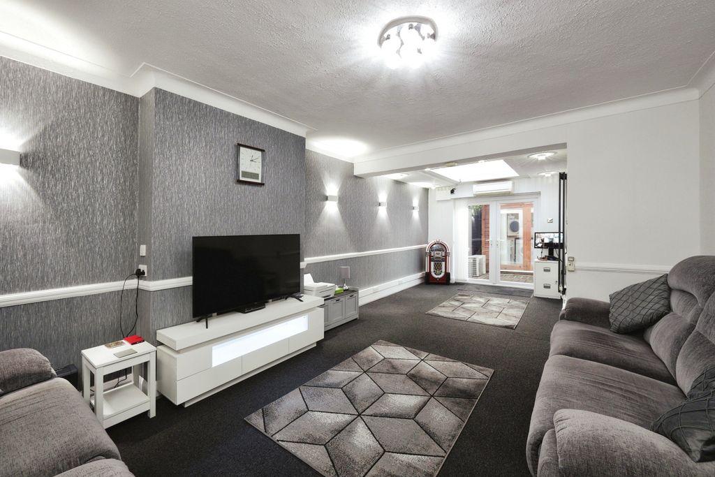 Property photo 1 of 15 Reception Room