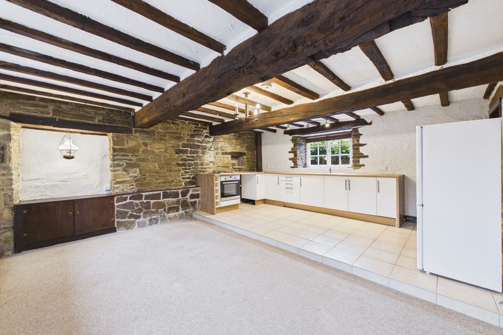 Property photo 3 of 25 Kitchen-Diner