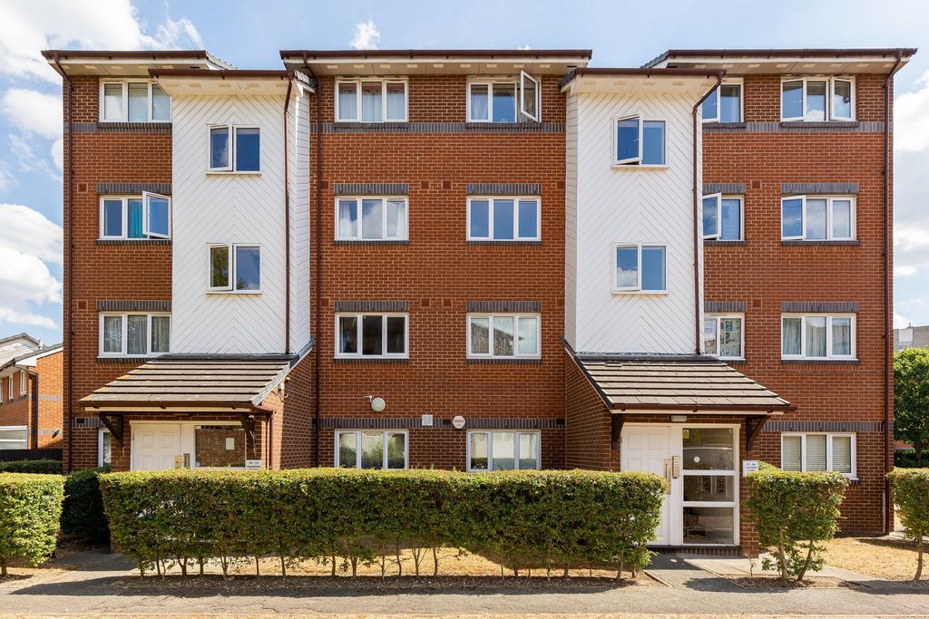 Property photo 1 of 1