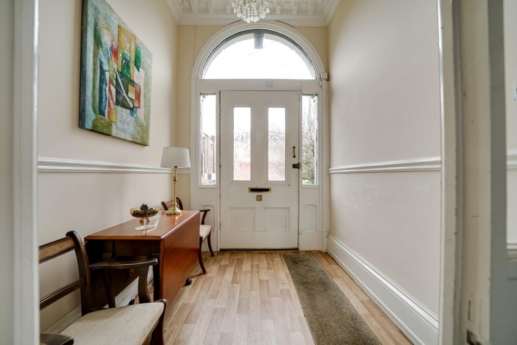 Property photo 2 of 23 Dsc09714-Hdr.Jpg