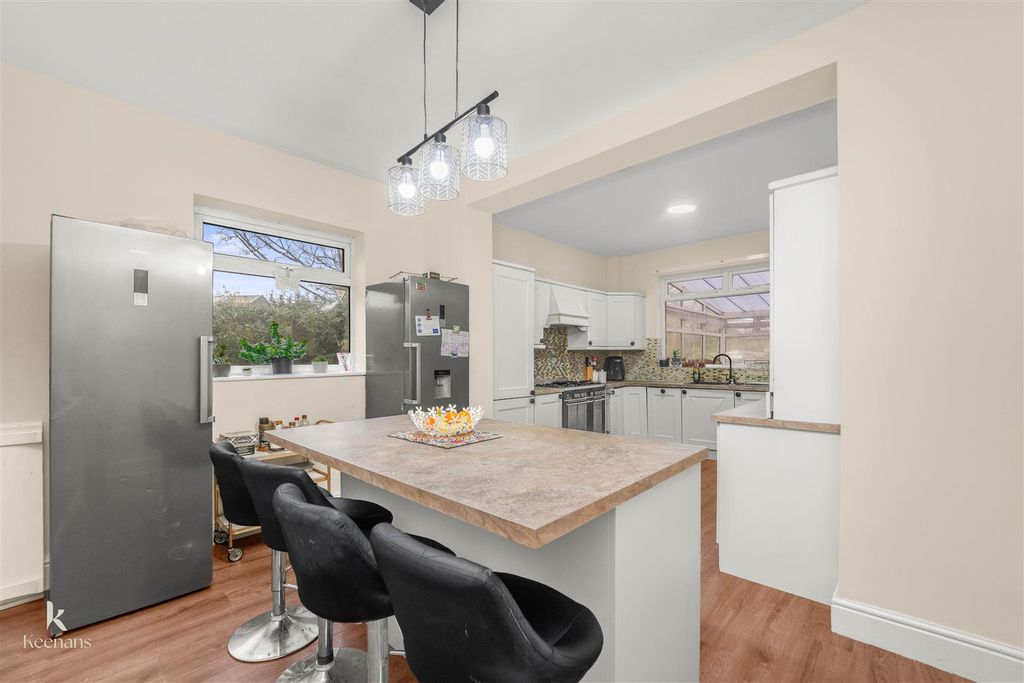 Property photo 3 of 43 Dsc05503.Jpg