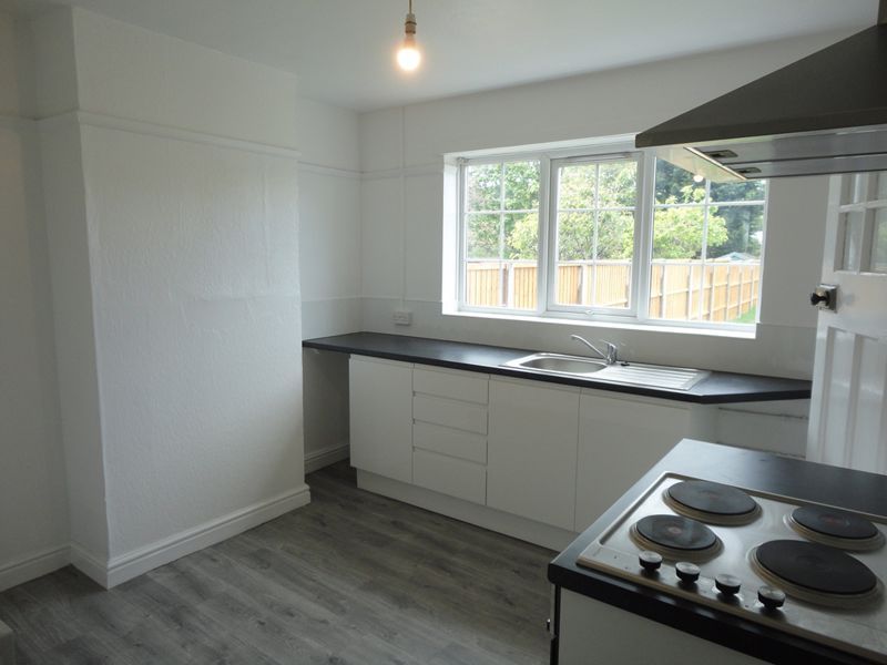 Property photo 3 of 9 Photo 2