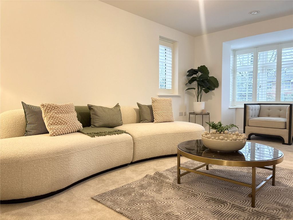 Property photo 3 of 19 Picture No. 29