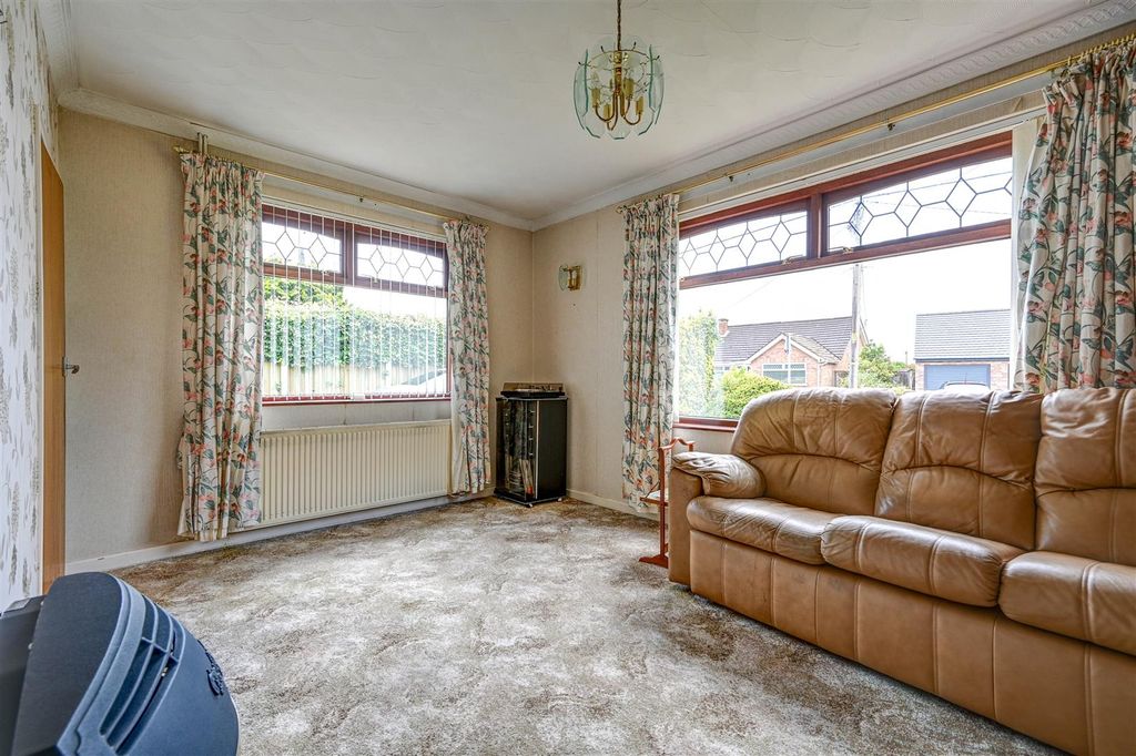 Property photo 3 of 17 Lounge Alternative Angle.Jpg