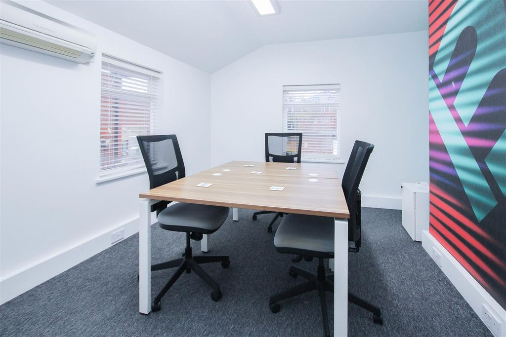 Property photo 3 of 11 Img_5267-1.Jpg