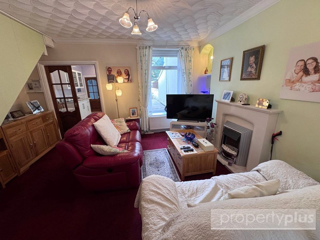 Property photo 3 of 18 Picture No. 20