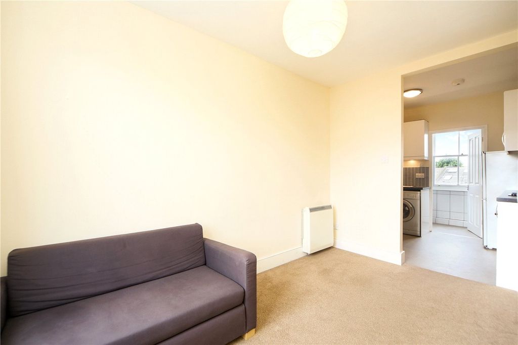 Property photo 2 of 6 Picture No. 06