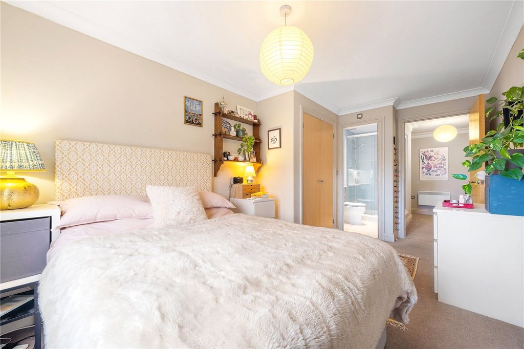 Property photo 2 of 14 Bedroom One