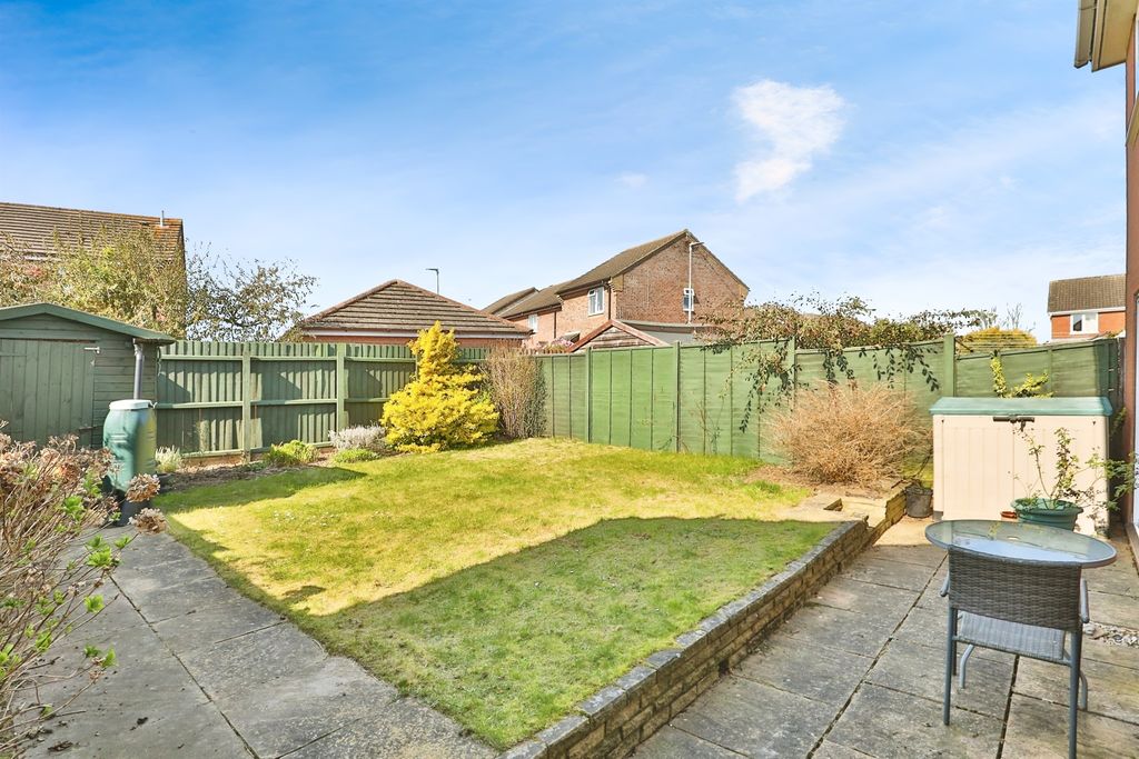 Property photo 3 of 16