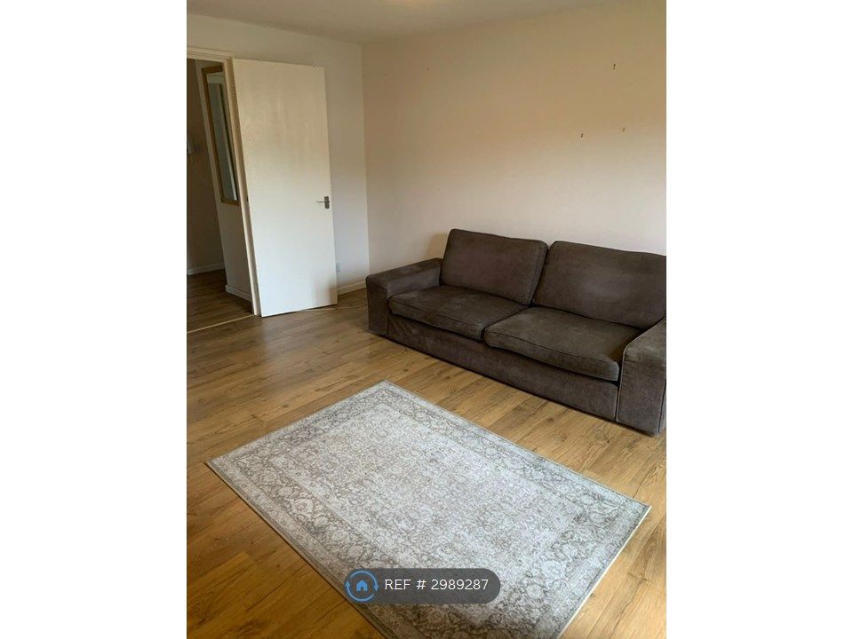 Property photo 2 of 5 Sitting Room