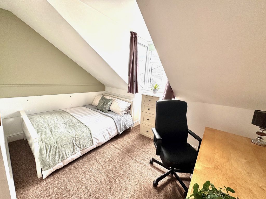 Property photo 1 of 3 Img_1499