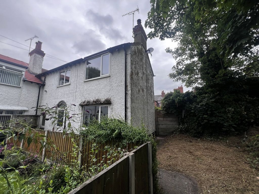 Property photo 1 of 12 Front