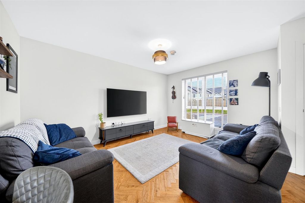 Property photo 2 of 12 Lounge/Kitchen/Dining Room