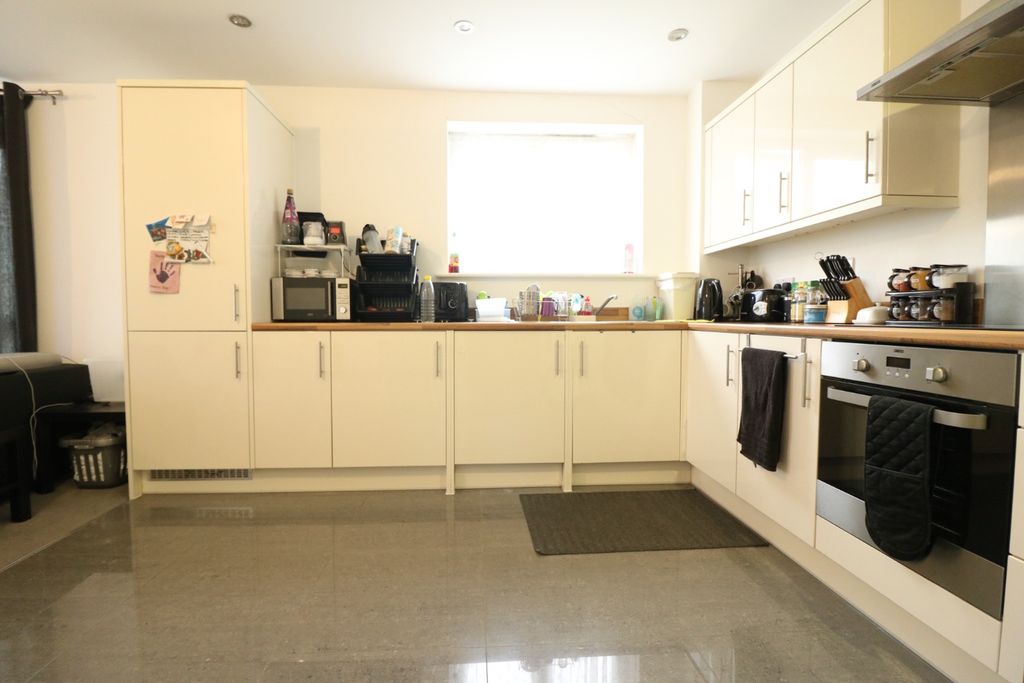 Property photo 2 of 10 5089121