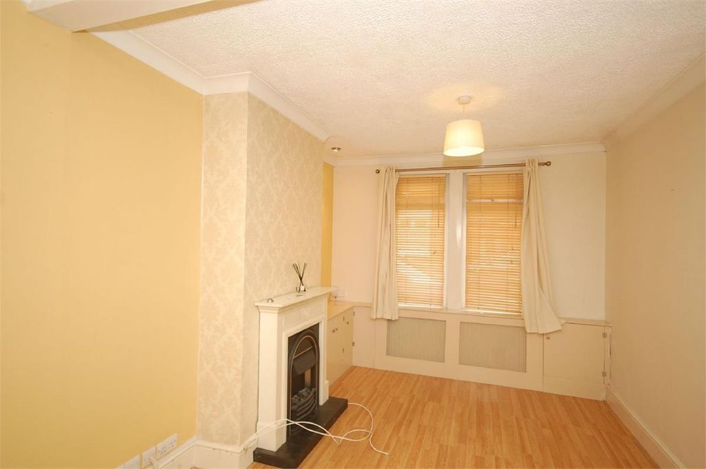 Property photo 3 of 7 Euhu3Q74Qeolniat2Hll13M-3Xw.Jpg