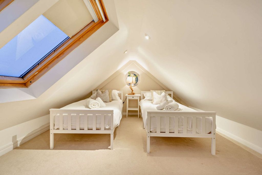 Additional image 20 of 6 bed detached house for saleThe Willows, Newton-By-The-Sea, Alnwick, Northumberland NE66