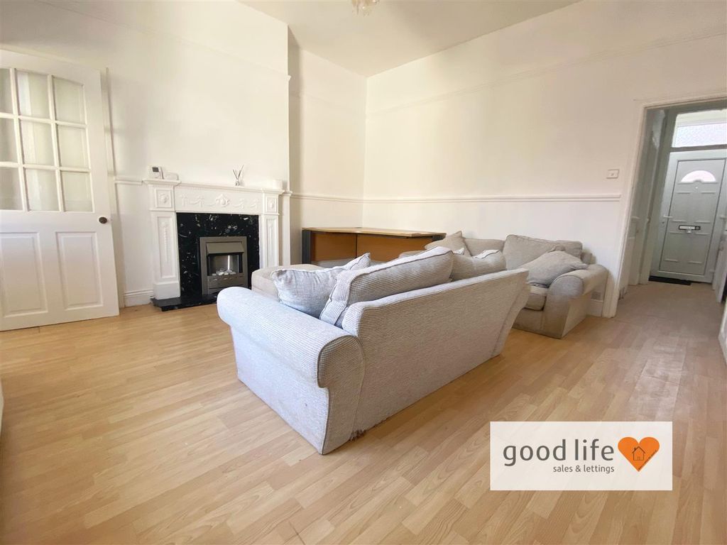 Property photo 1 of 15 Living Room Angle 3 38Bexleyroad.Jpg