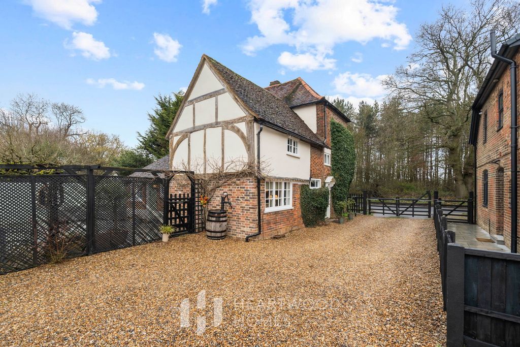 Property photo 1 of 25