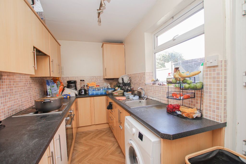 Property photo 3 of 7 5035342