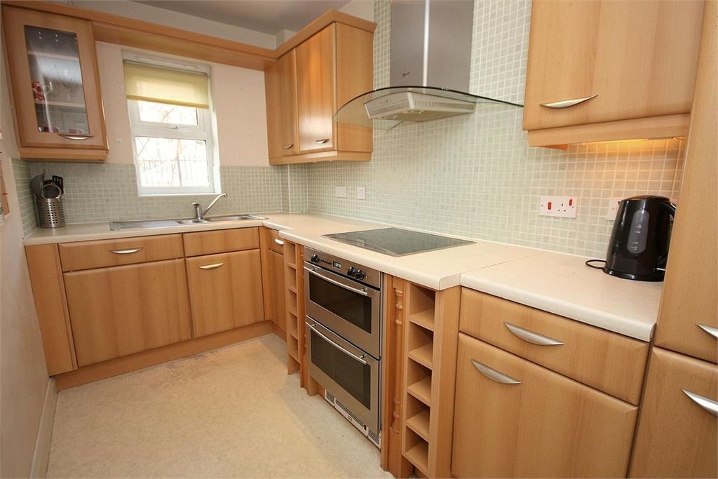 Property photo 3 of 7