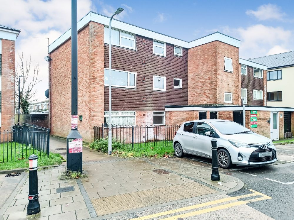 Property photo 2 of 12