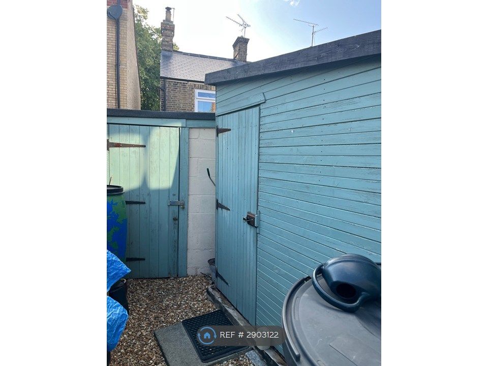 Property photo 3 of 34