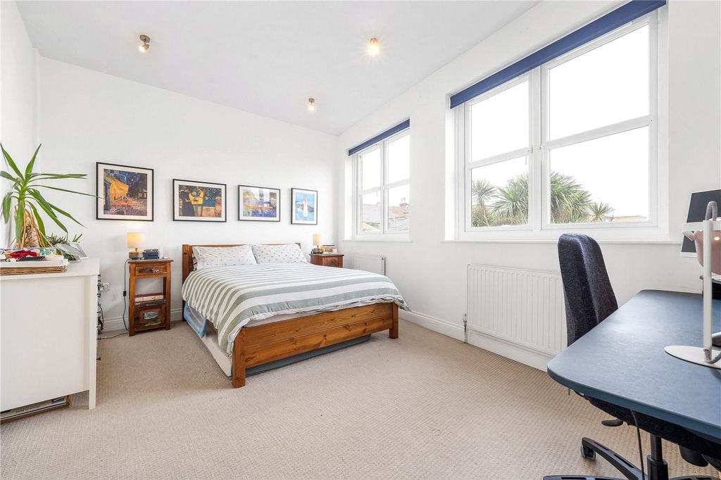 Property photo 1 of 15 Bedroom One
