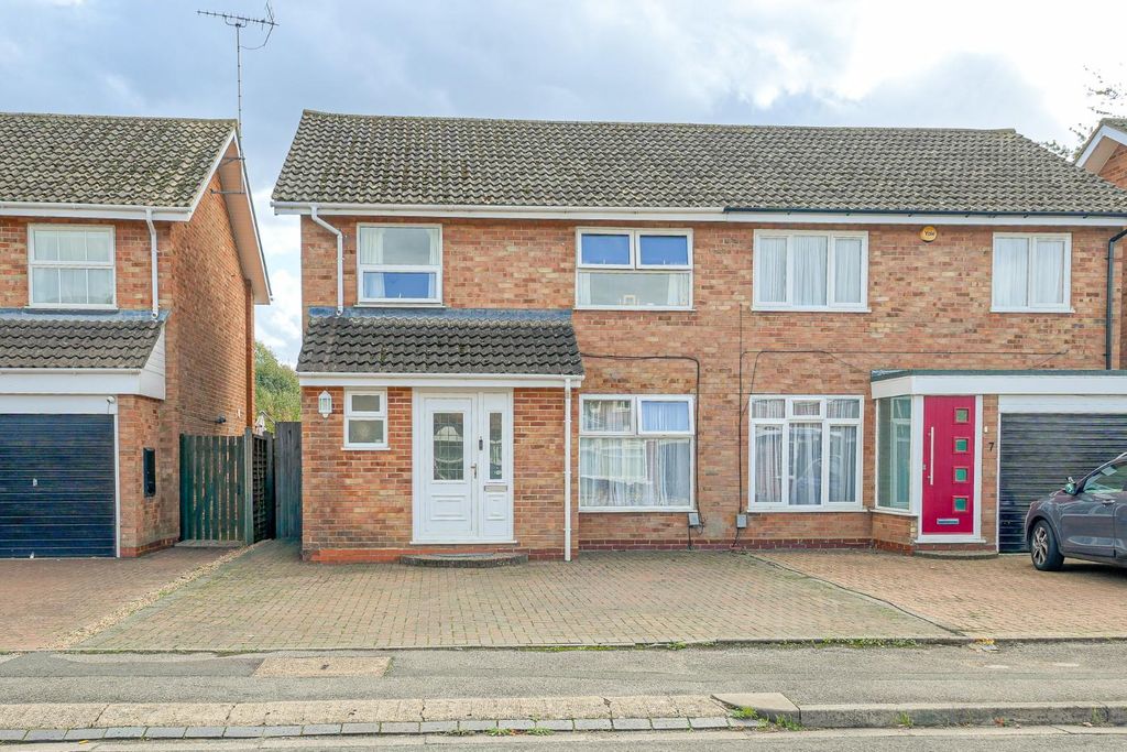 Property photo 1 of 23