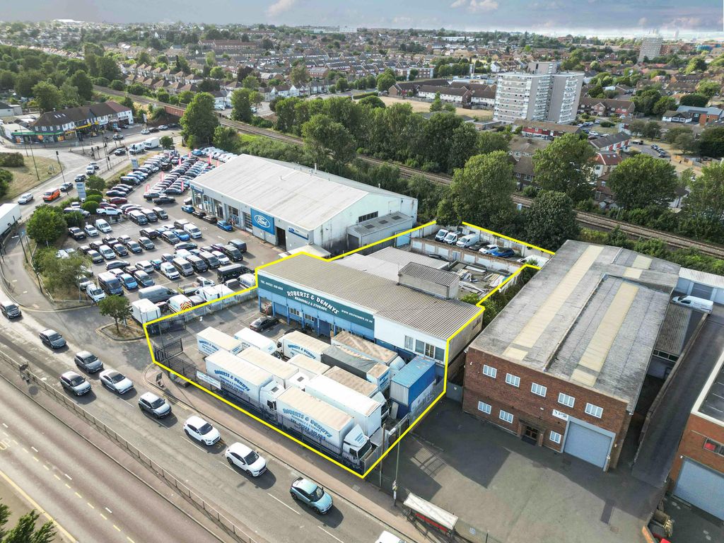 Property photo 1 of 6 Axis House Drone 1.Jpg