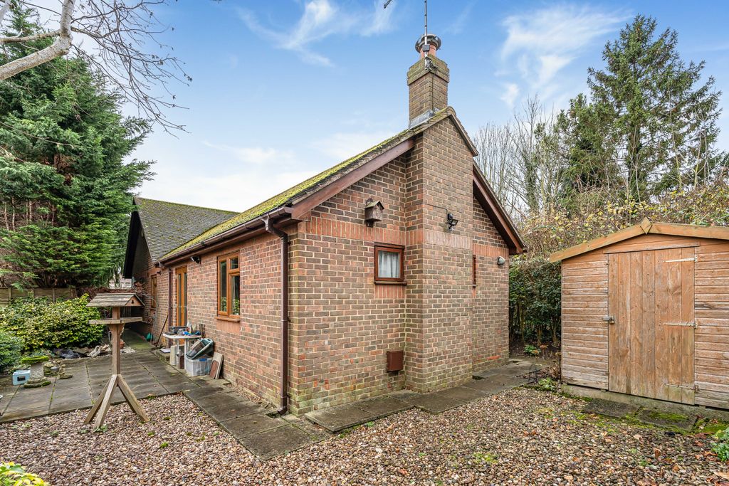 Property photo 1 of 21 Exterior