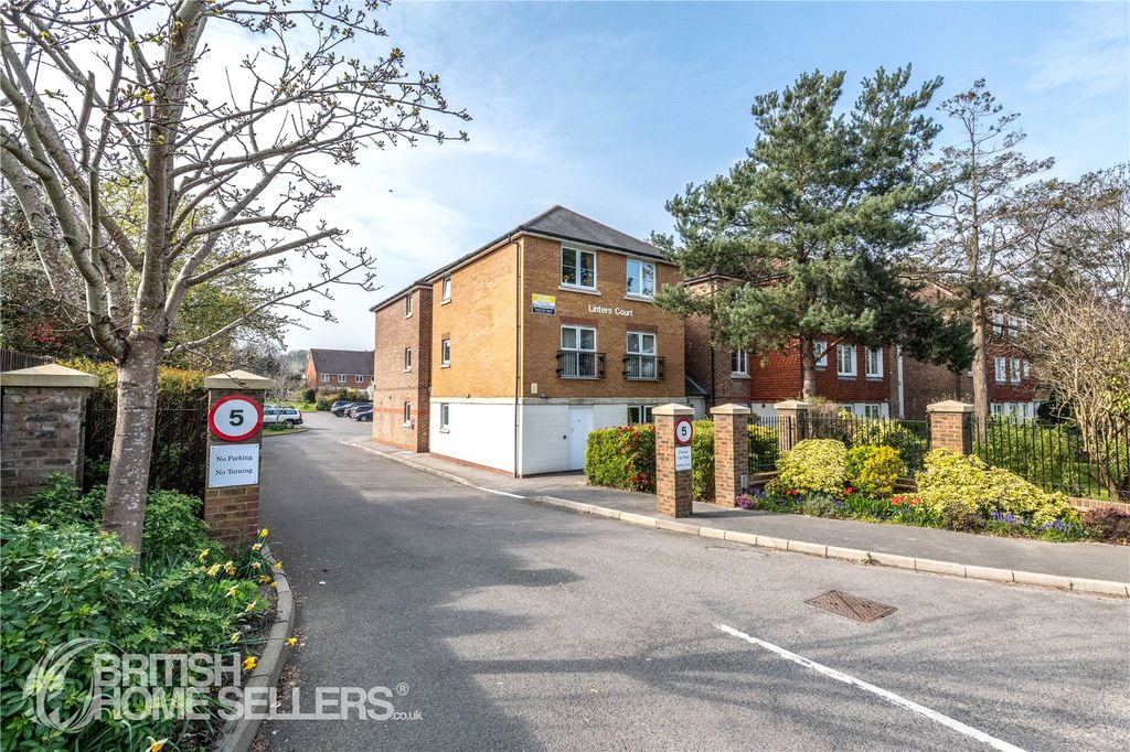 Property photo 2 of 19 Picture No. 05