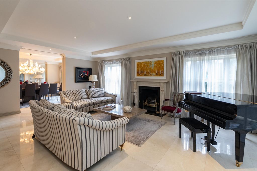 Property photo 3 of 24 Image