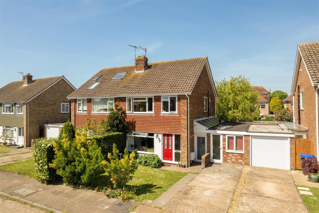 Property photo 1 of 15 St Giles -1.Jpg
