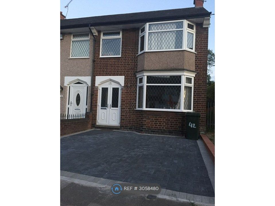 Property photo 1 of 20 Front + Drive Space 2 Cars