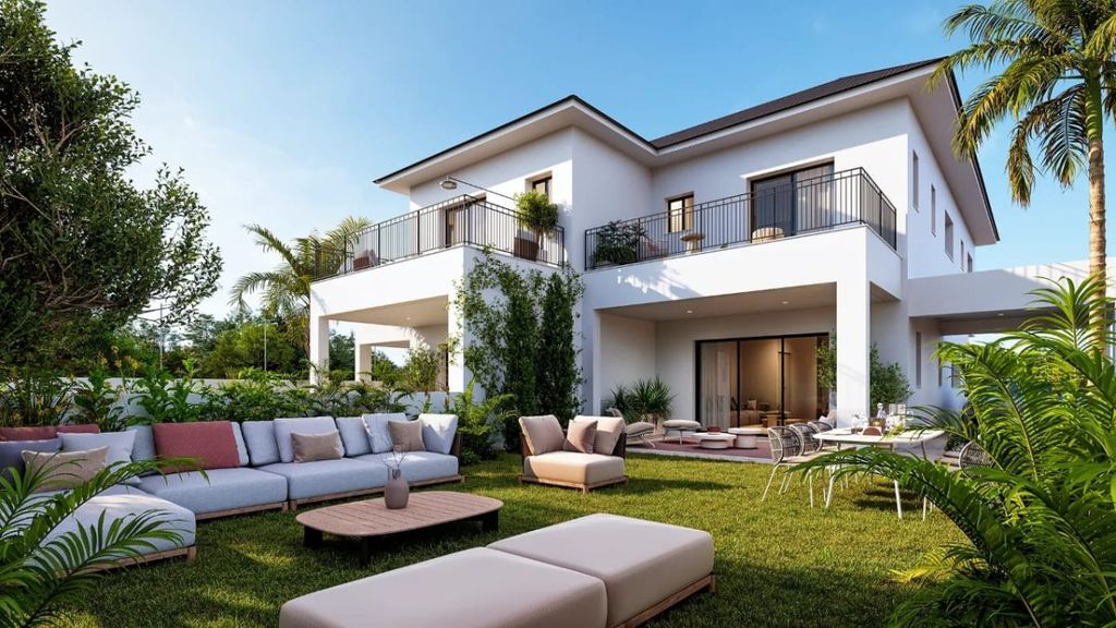 Property photo 2 of 5