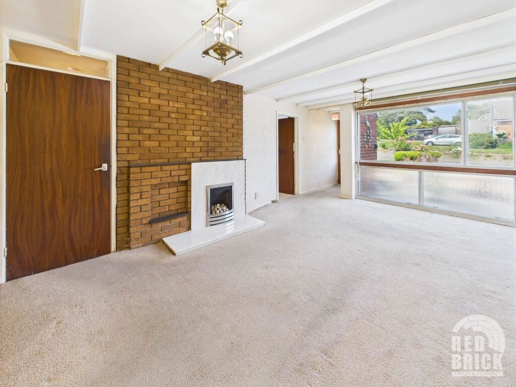 Property photo 2 of 27