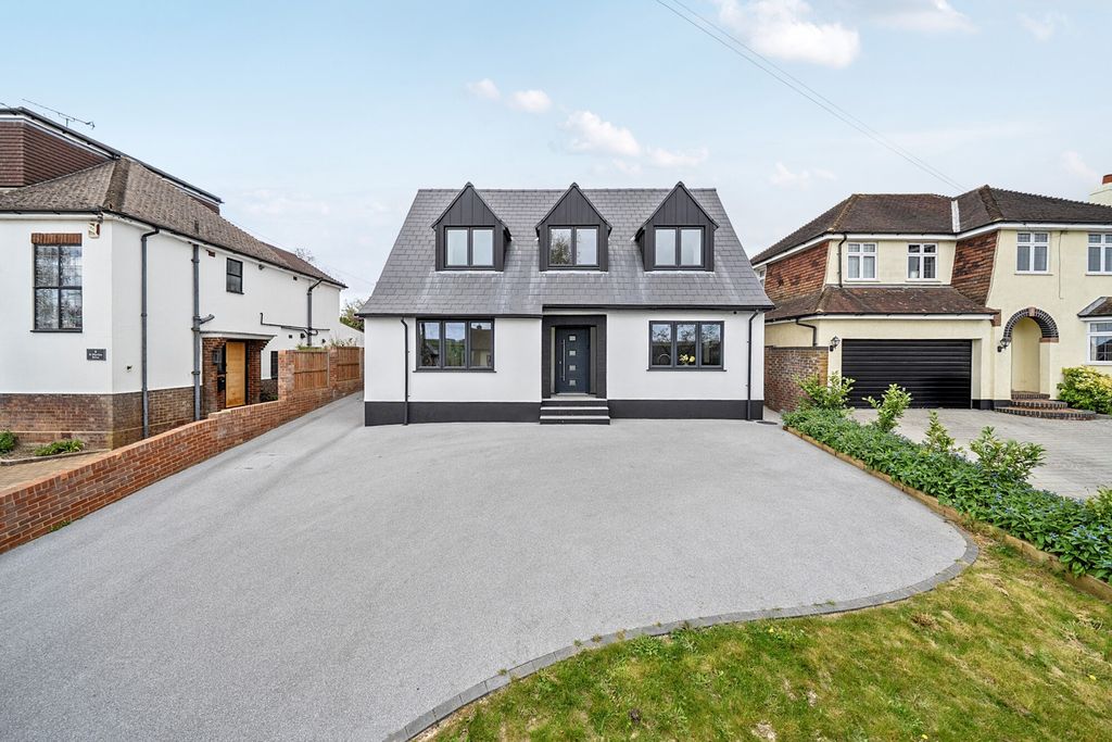 Property photo 1 of 23 1446785-1-69E0Bcd...