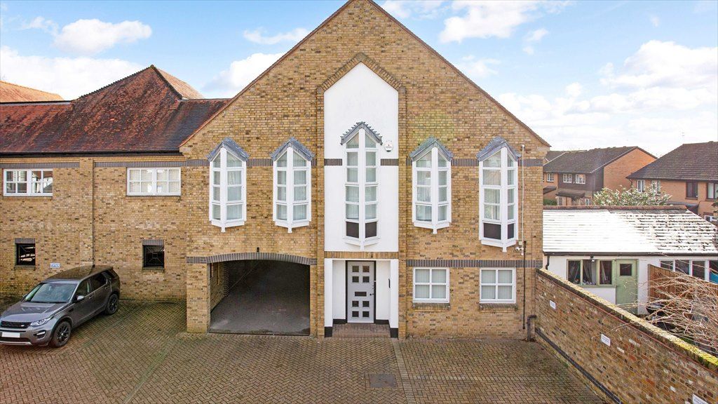 Property photo 1 of 7