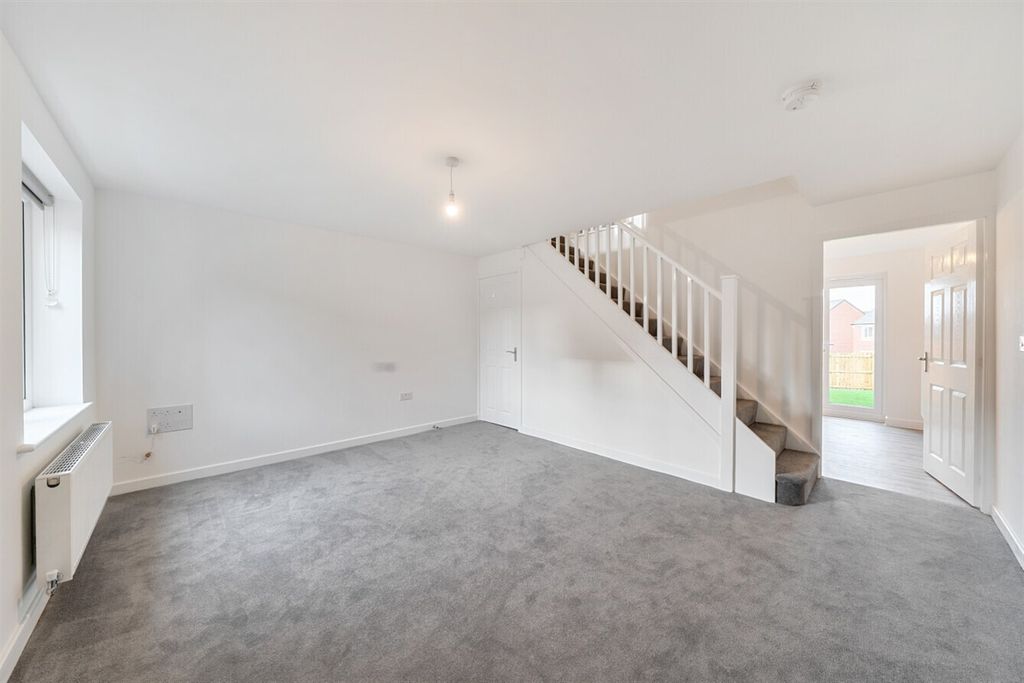 Property photo 2 of 10 Living Room