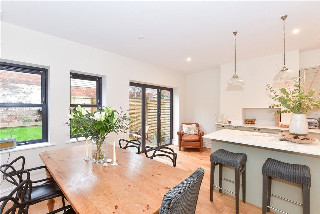 Property photo 3 of 14 Kitchen/Diner